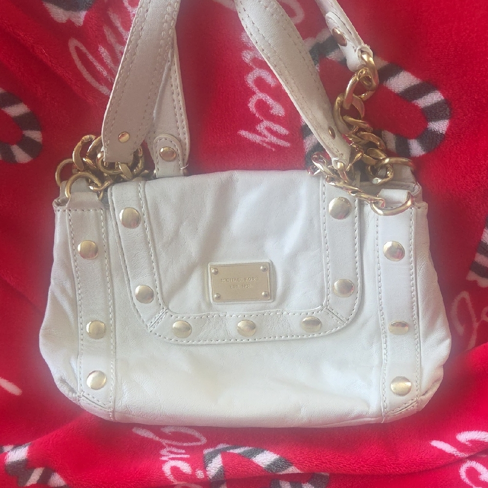 MICHAEL Michael Kors White Leather Shoulder Bag with Gold Hardware